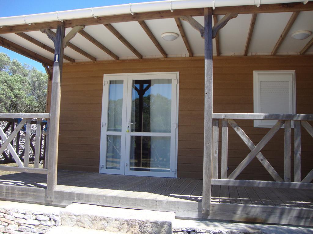 Camping Residence Chalet La Pomposa Terrazzoni Боніфачо Номер фото