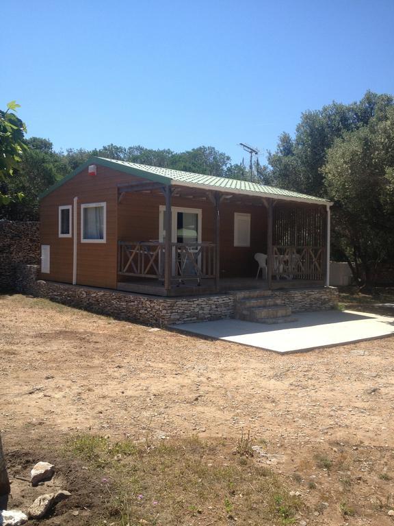 Camping Residence Chalet La Pomposa Terrazzoni Боніфачо Номер фото